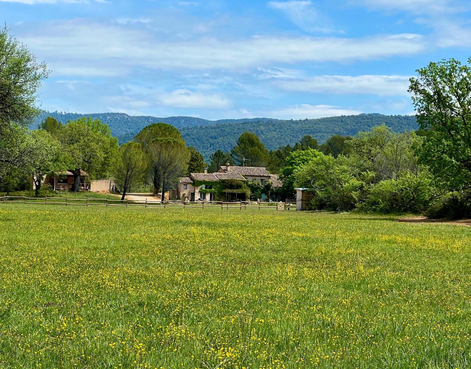 La Cabane De Babarot Aups Exteriör bild